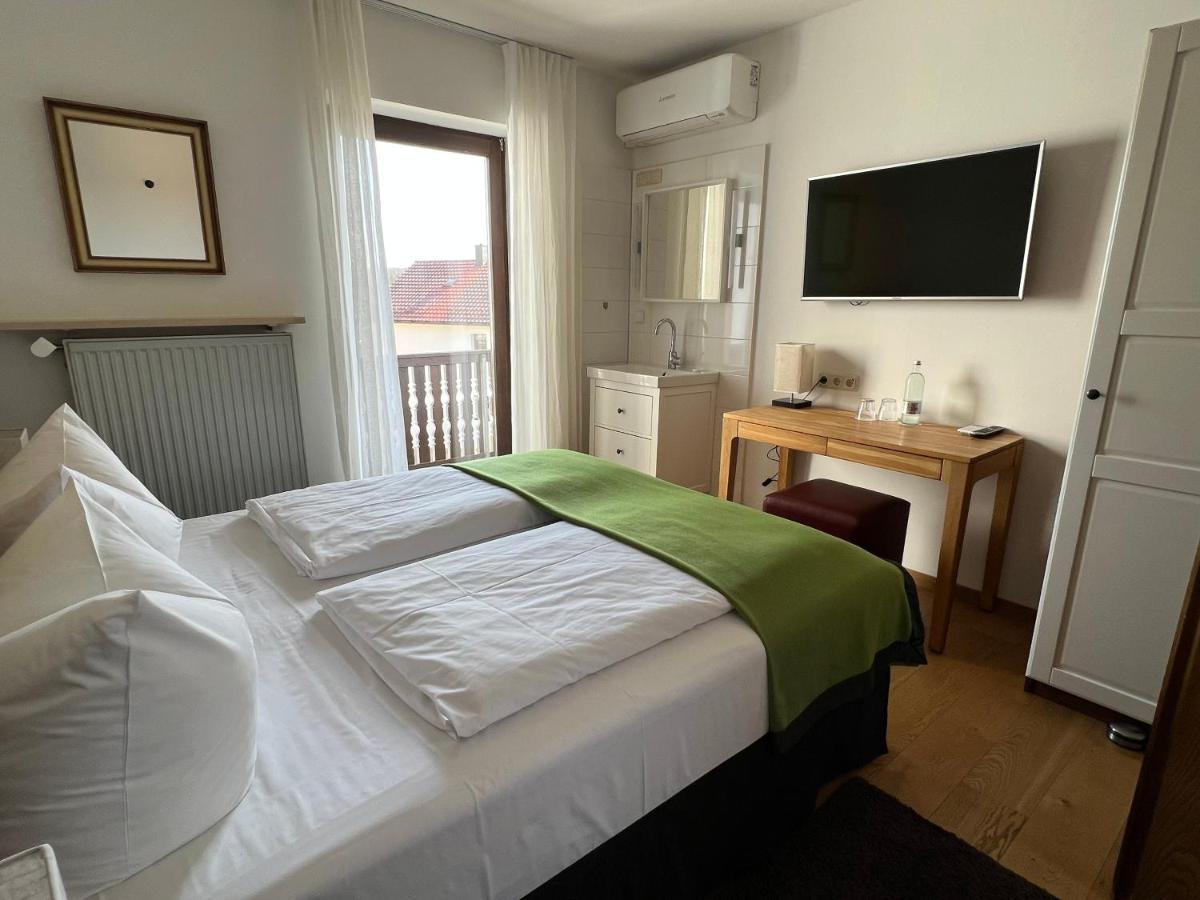 Aparthotel Parsberg Lferstl ภายนอก รูปภาพ
