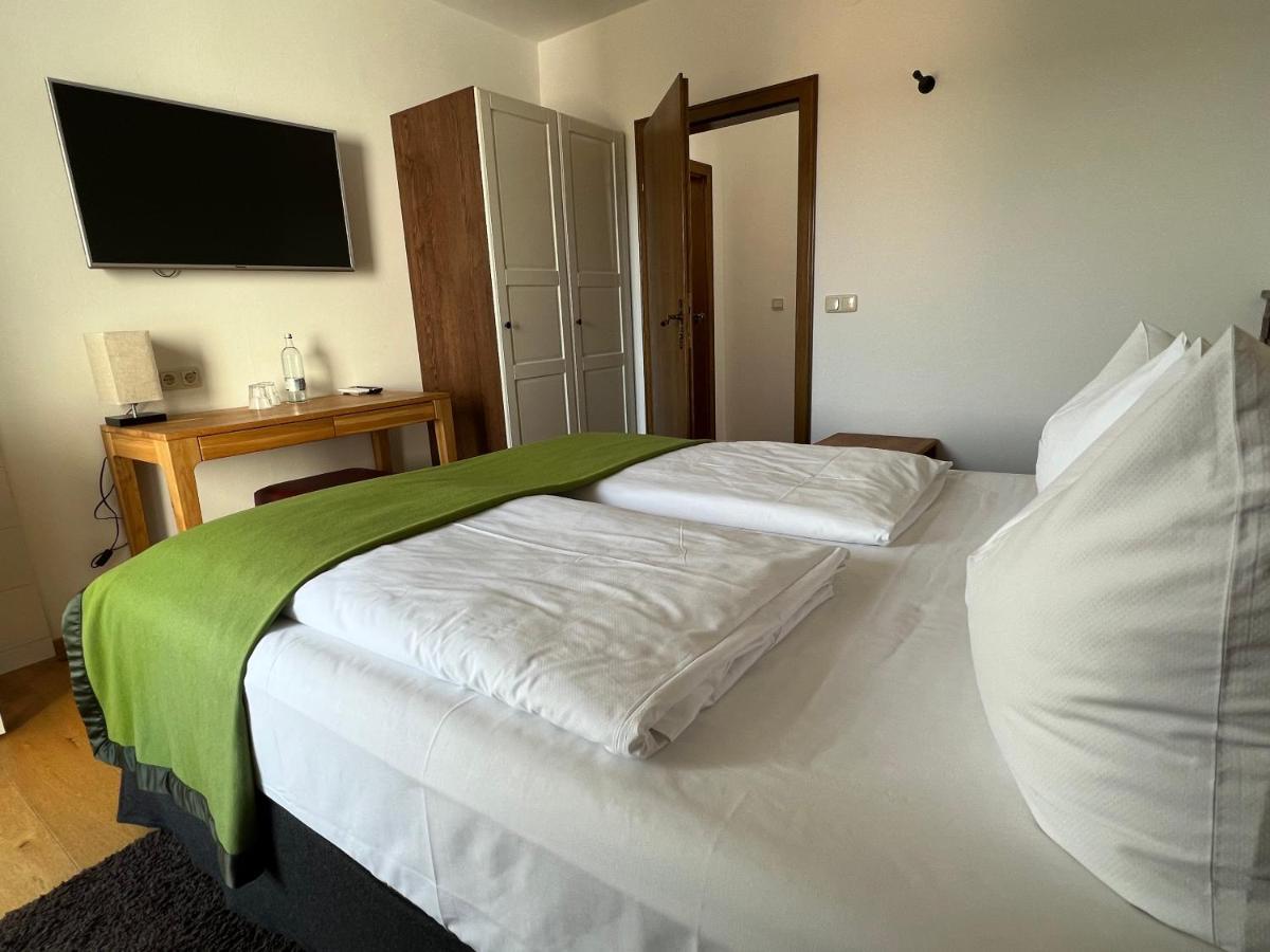 Aparthotel Parsberg Lferstl ภายนอก รูปภาพ